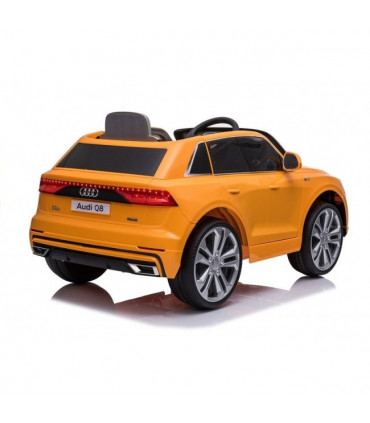 Carro Elétrico Audi Q8 12V Bateria c/ Comando Vermelho